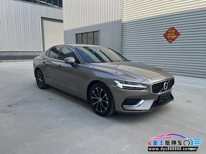 22年沃尔沃S60轿车抵押车出售