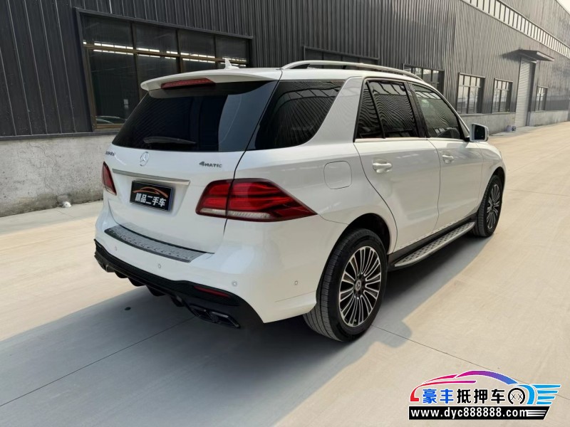 17年奔驰GLE轿车抵押车出售