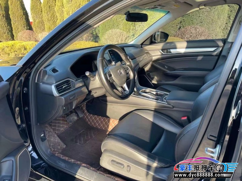 20年本田雅阁轿车抵押车出售