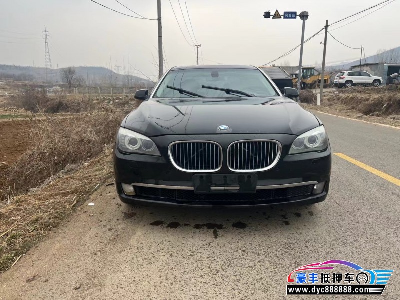10年宝马7系轿车抵押车出售