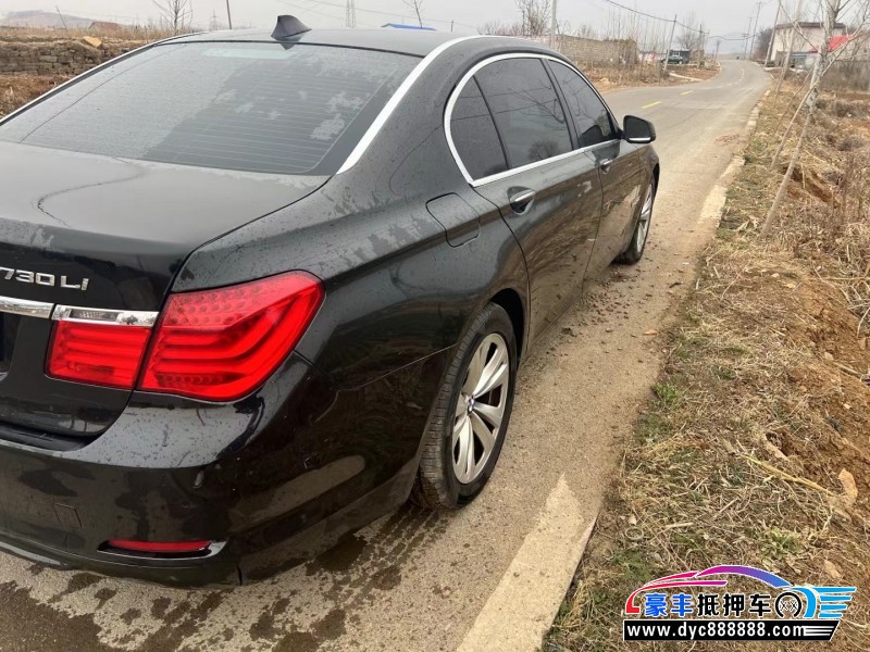 10年宝马7系轿车抵押车出售