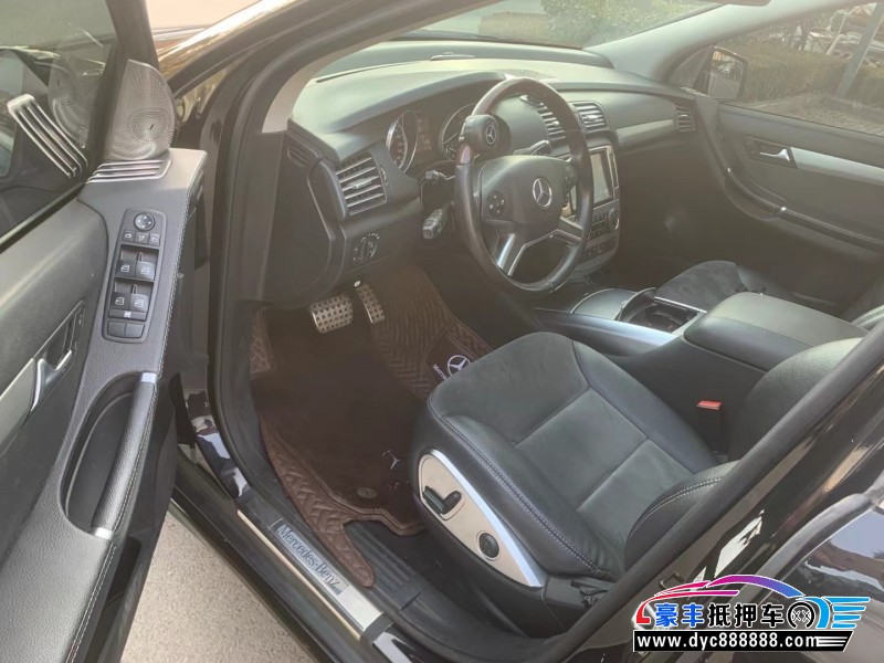 17年奔驰R轿车抵押车出售