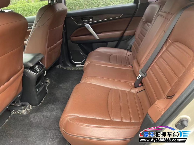 18年本田UR-V轿车抵押车出售