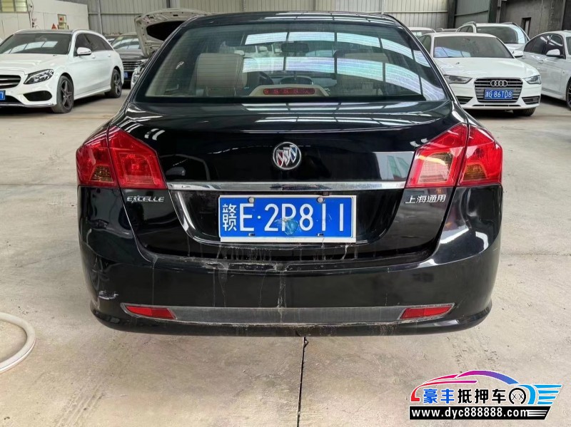 13年别克凯越轿车抵押车出售