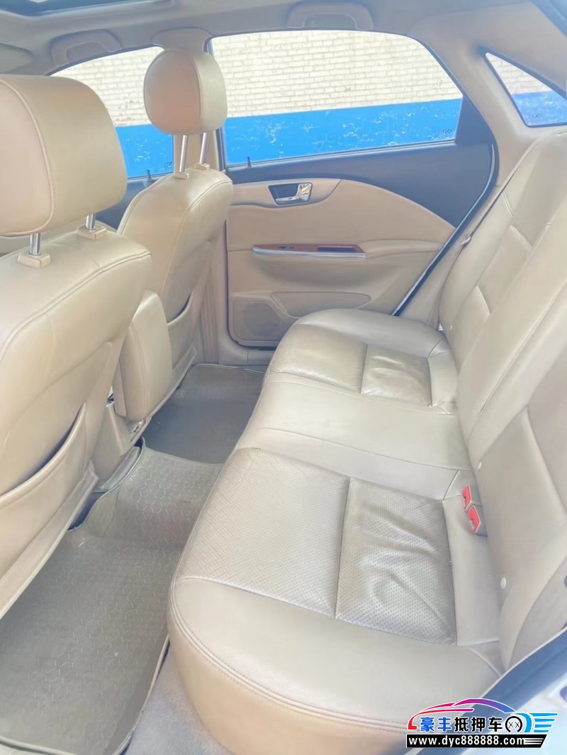 14年别克凯越轿车抵押车出售