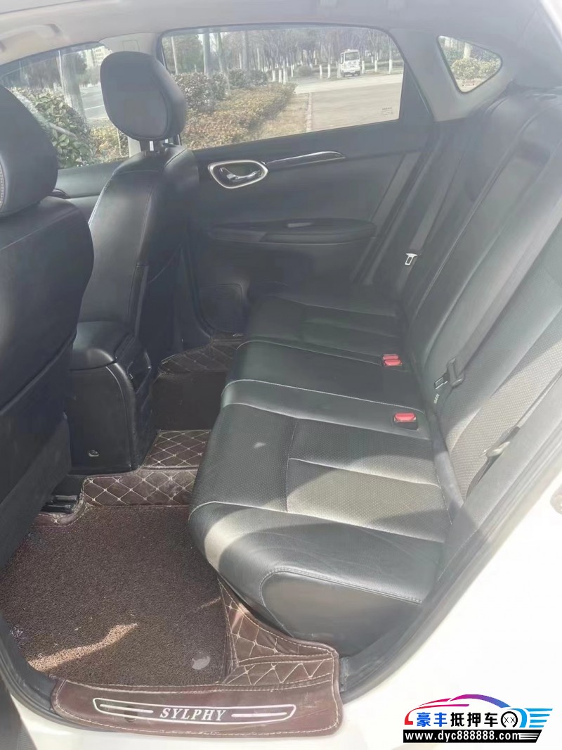 19年日产轩逸轿车抵押车出售