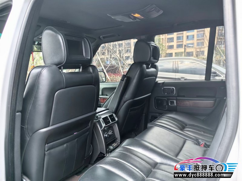 13年路虎揽胜行政轿车抵押车出售