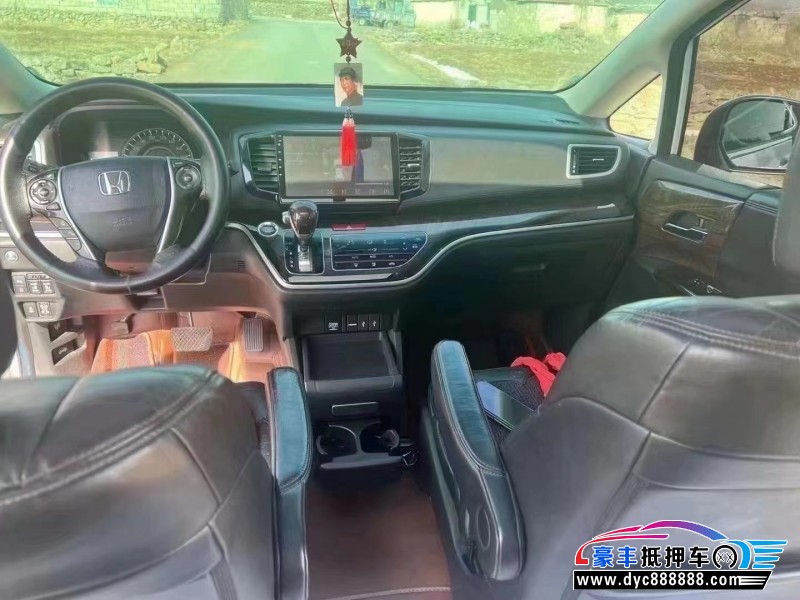 14年本田奥德赛轿车抵押车出售