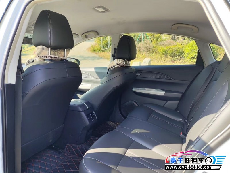 22年东风风神E70轿车抵押车出售