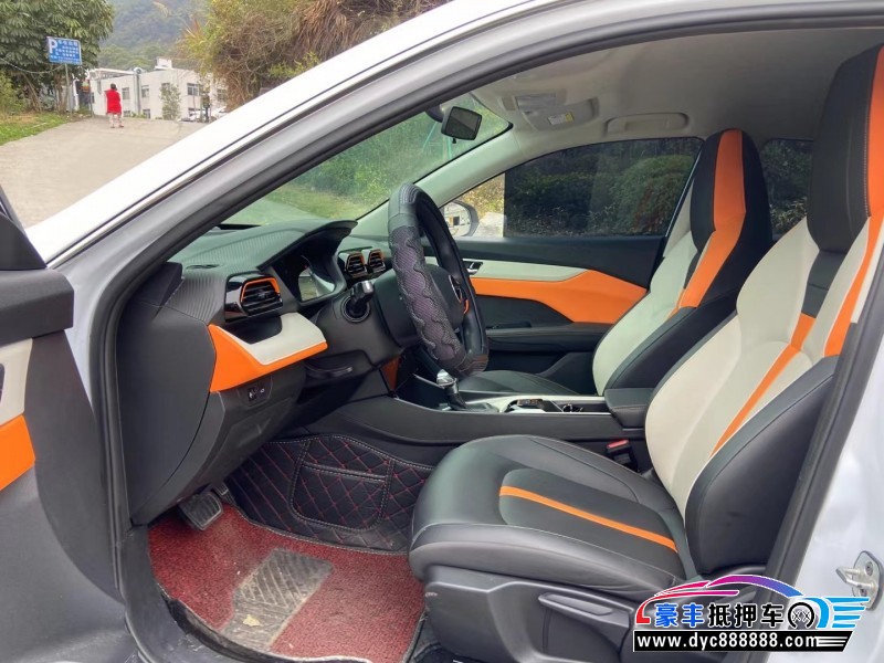 23年东风风神奕炫轿车抵押车出售