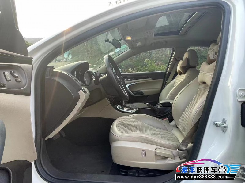 14年别克君威轿车抵押车出售