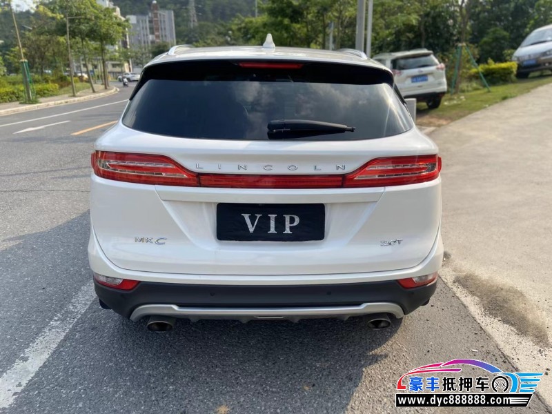 17年林肯MKC轿车抵押车出售