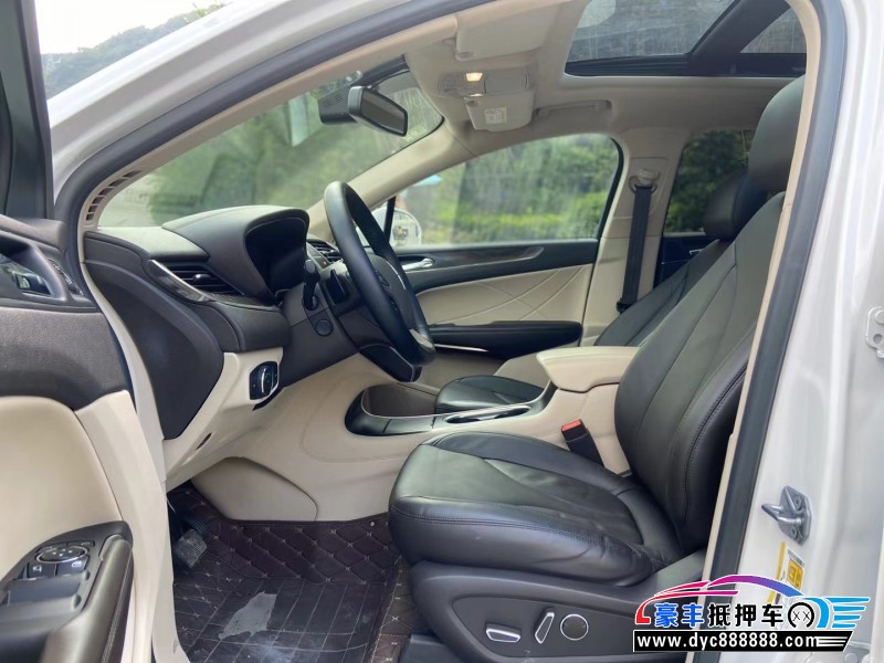 17年林肯MKC轿车抵押车出售