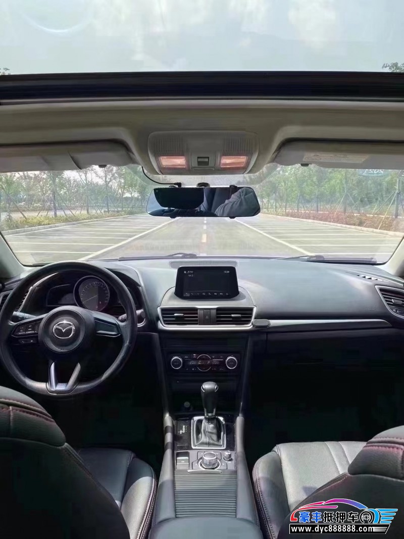 20年马自达昂克赛拉轿车抵押车出售