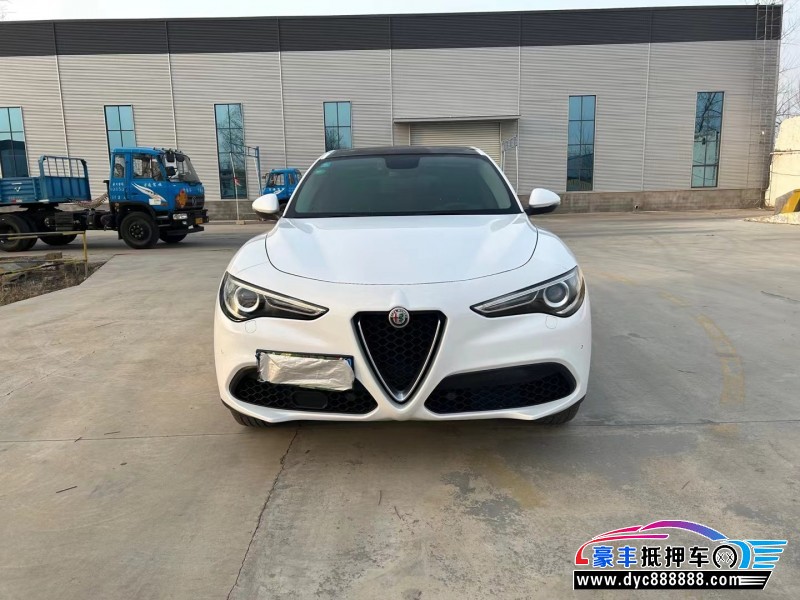 19年阿尔法·罗密欧Stelvio轿车抵押车出售