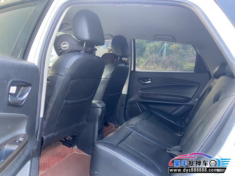 21年云度π3轿车抵押车出售