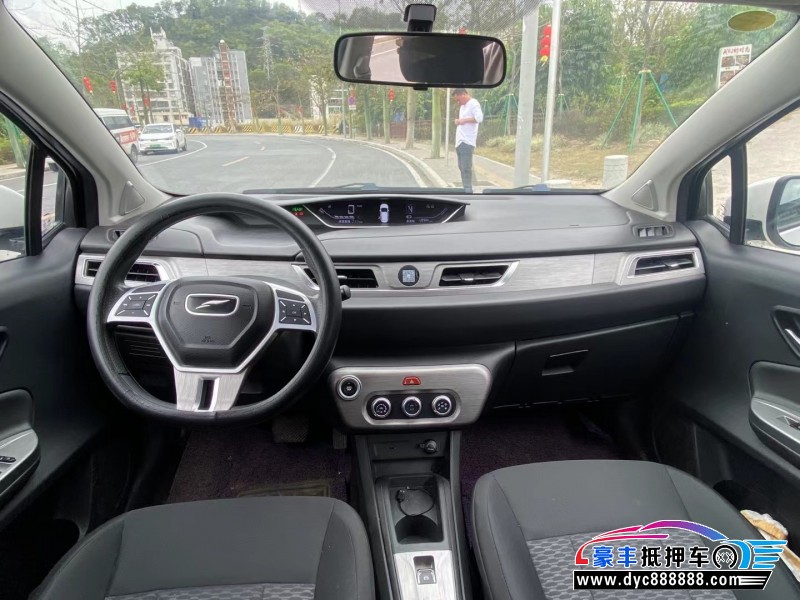 22年云度π1轿车抵押车出售