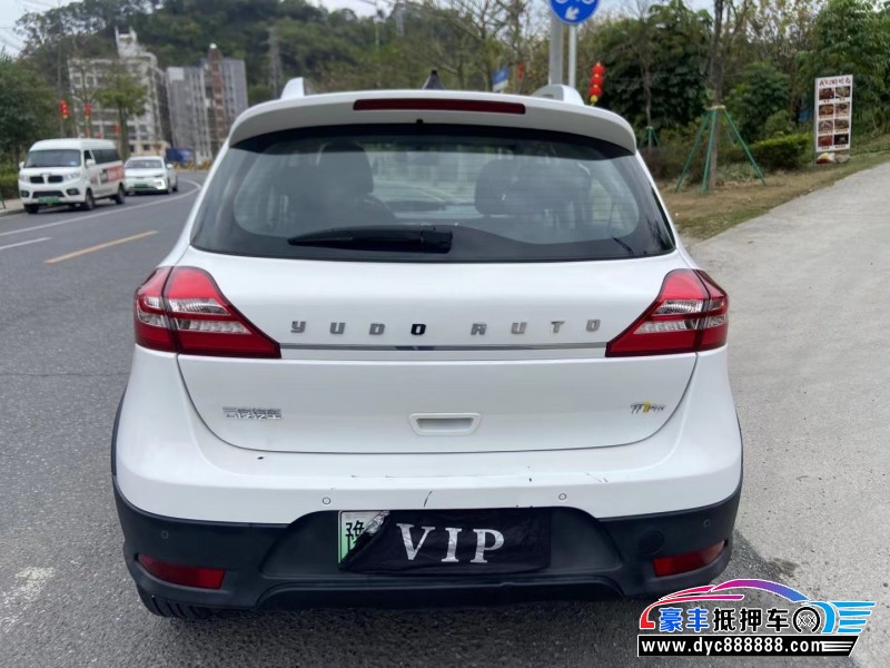 22年云度π1轿车抵押车出售