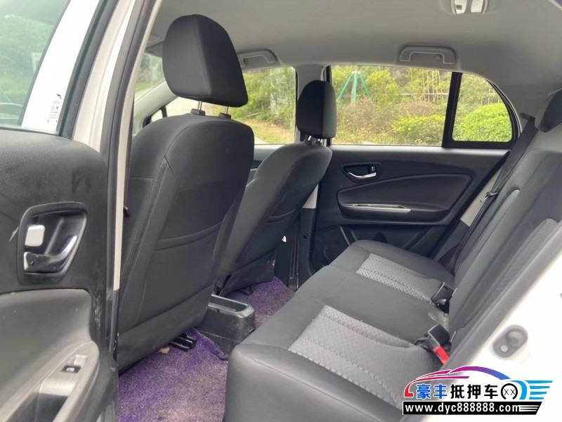 22年云度π1轿车抵押车出售