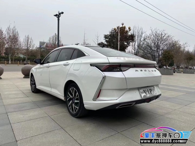 19年东风风神奕炫轿车抵押车出售