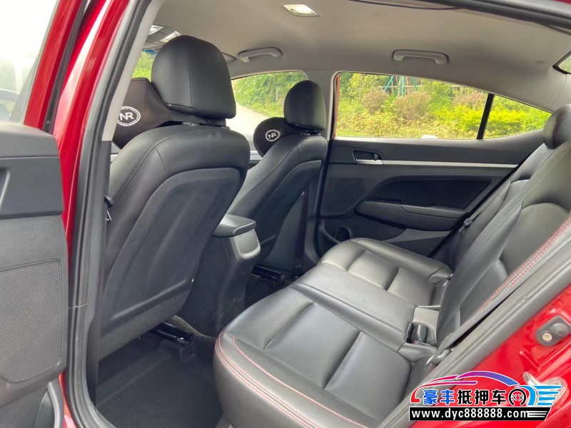 18年现代领动轿车抵押车出售