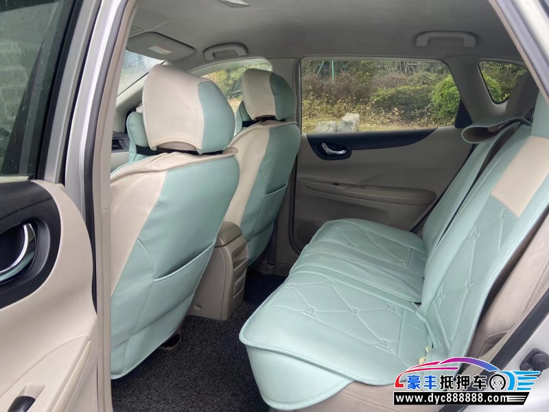 12年日产骐达轿车抵押车出售