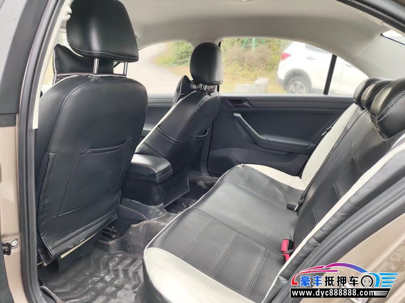 17年大众捷达轿车抵押车出售