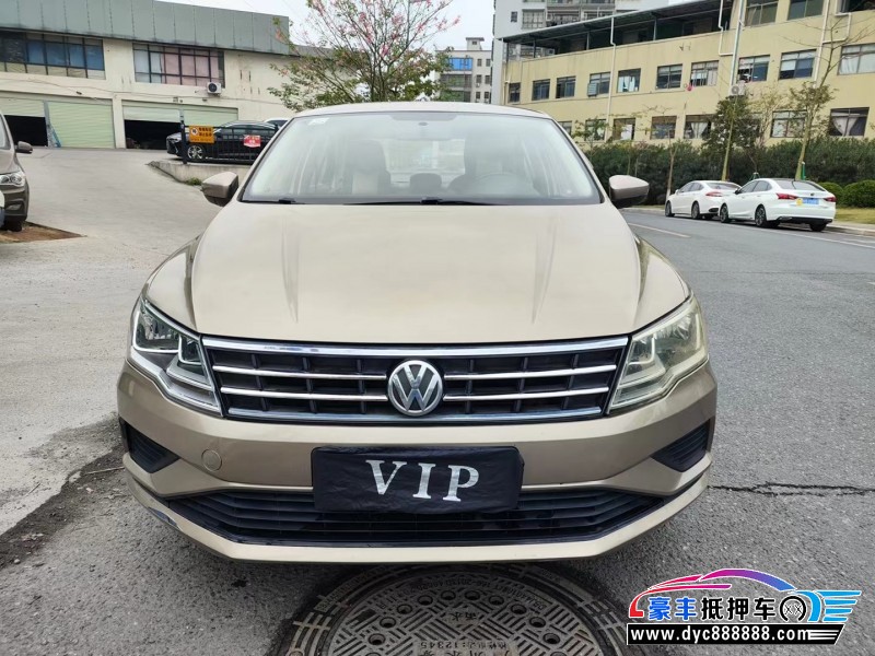 17年大众捷达轿车抵押车出售