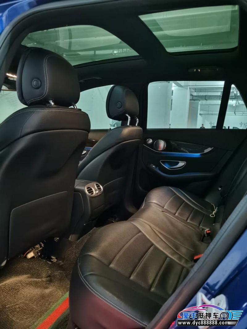 15年奔驰GLCSUV抵押车出售