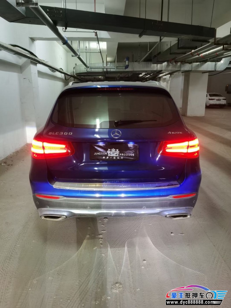 15年奔驰GLCSUV抵押车出售