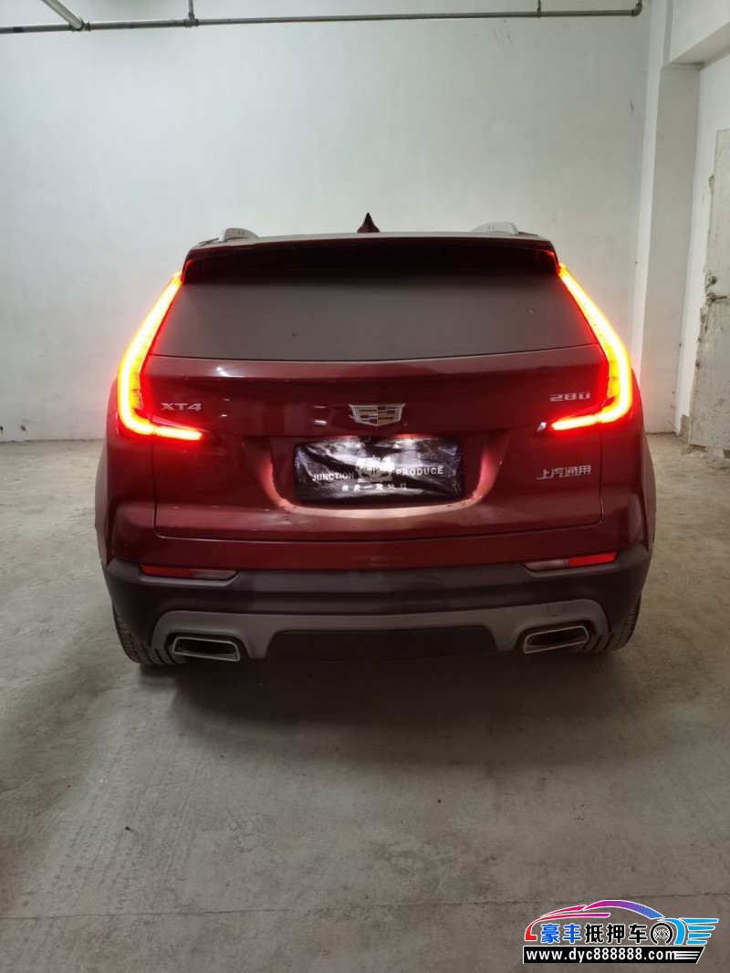 21年凯迪拉克XT4轿车抵押车出售