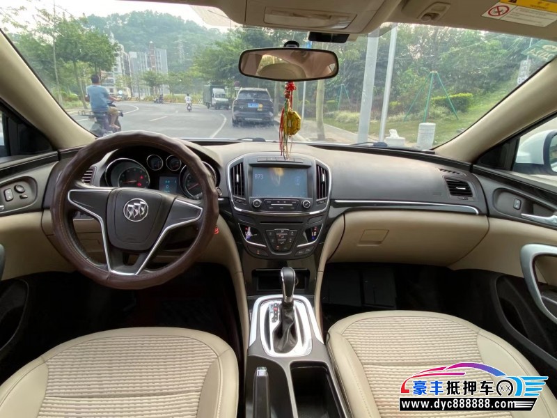 14年别克君威轿车抵押车出售