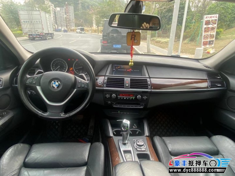 12年宝马X6轿车抵押车出售