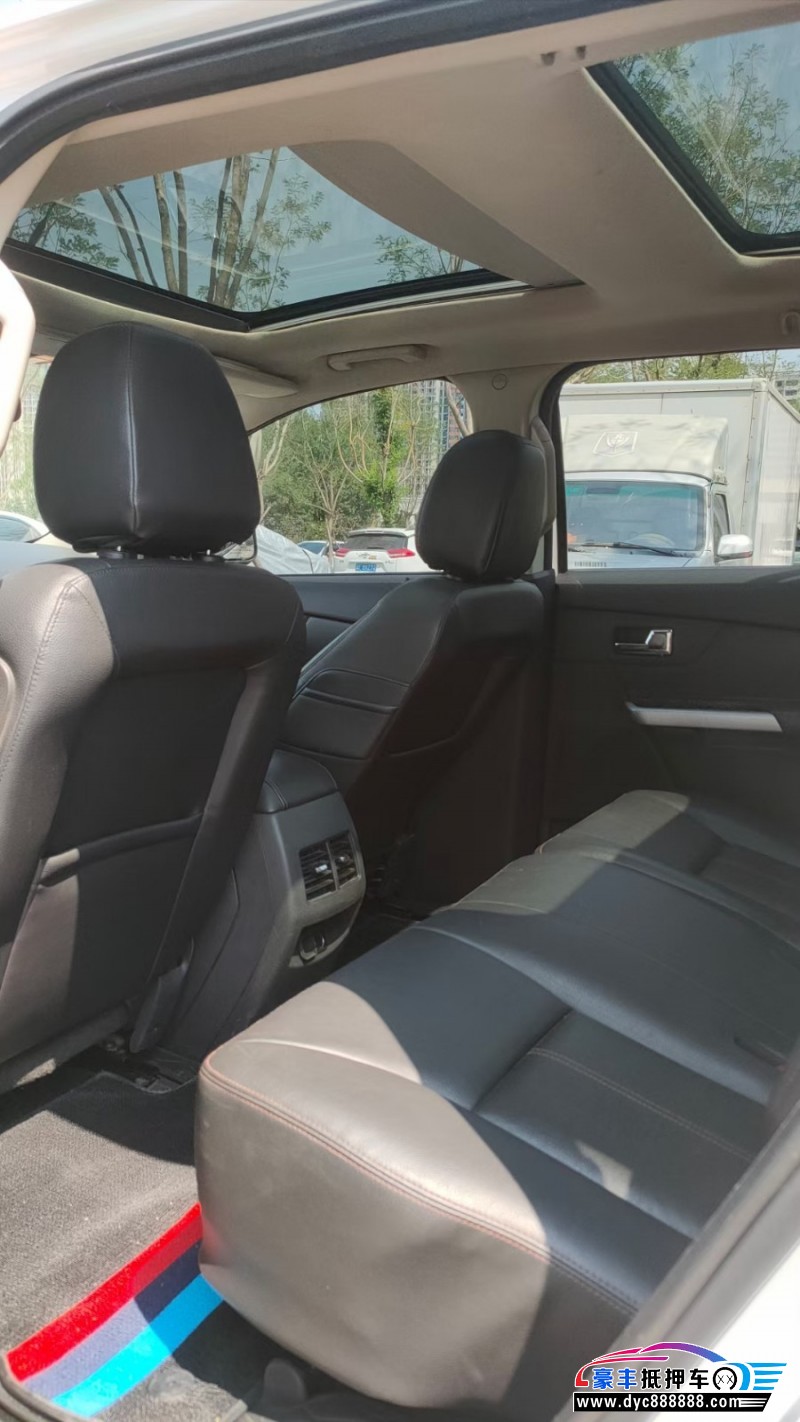 15年福特锐界轿车抵押车出售