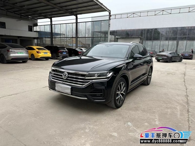 19年大众途锐轿车抵押车出售