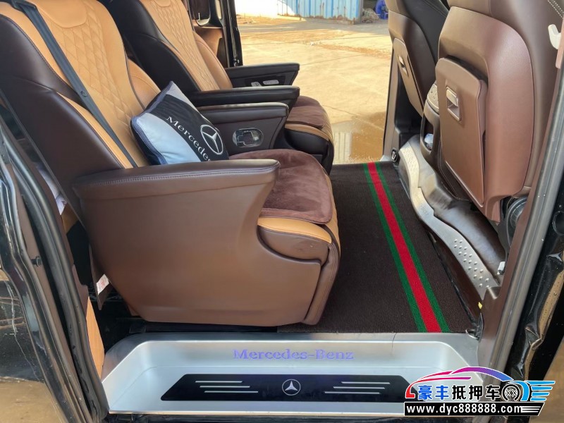 18年奔驰M级MPV抵押车出售