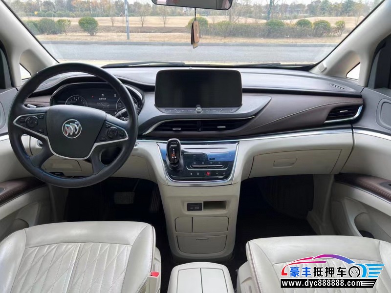 22年别克GL8轿车抵押车出售