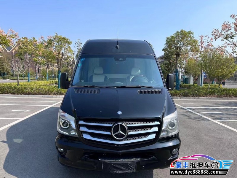 15年奔驰斯宾特轿车抵押车出售