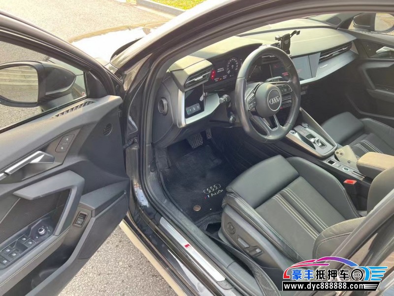 22年奥迪A3轿车抵押车出售