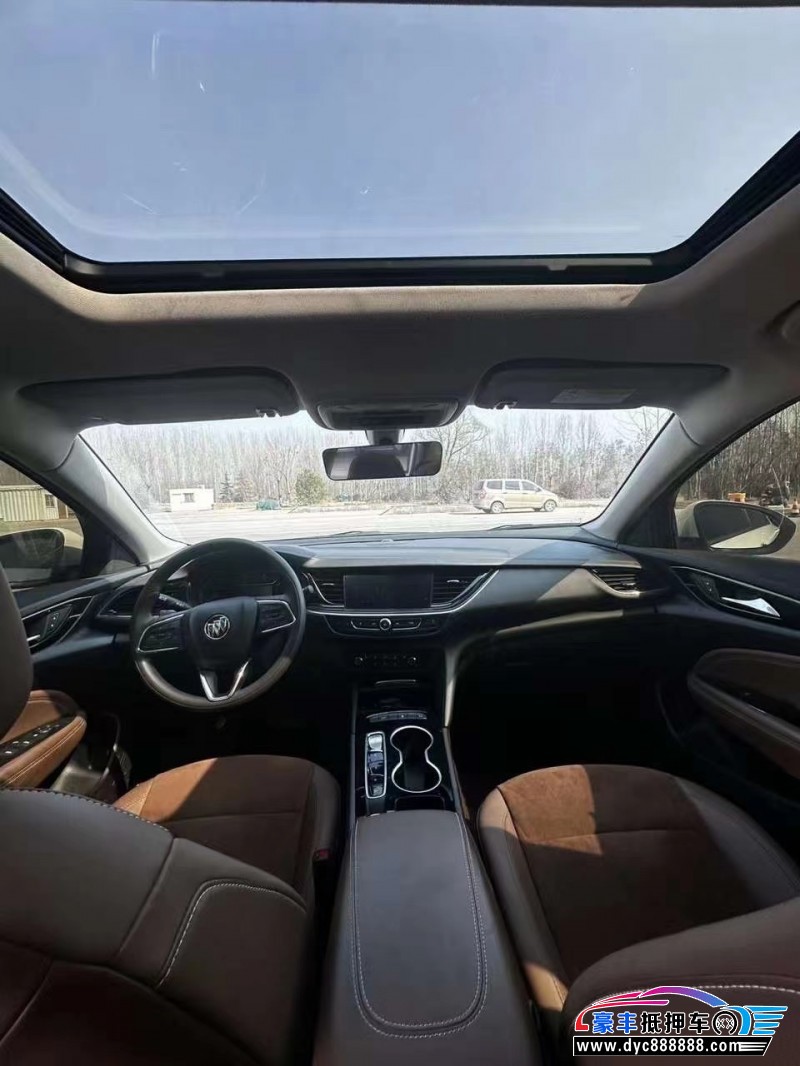 22年别克君威轿车抵押车出售