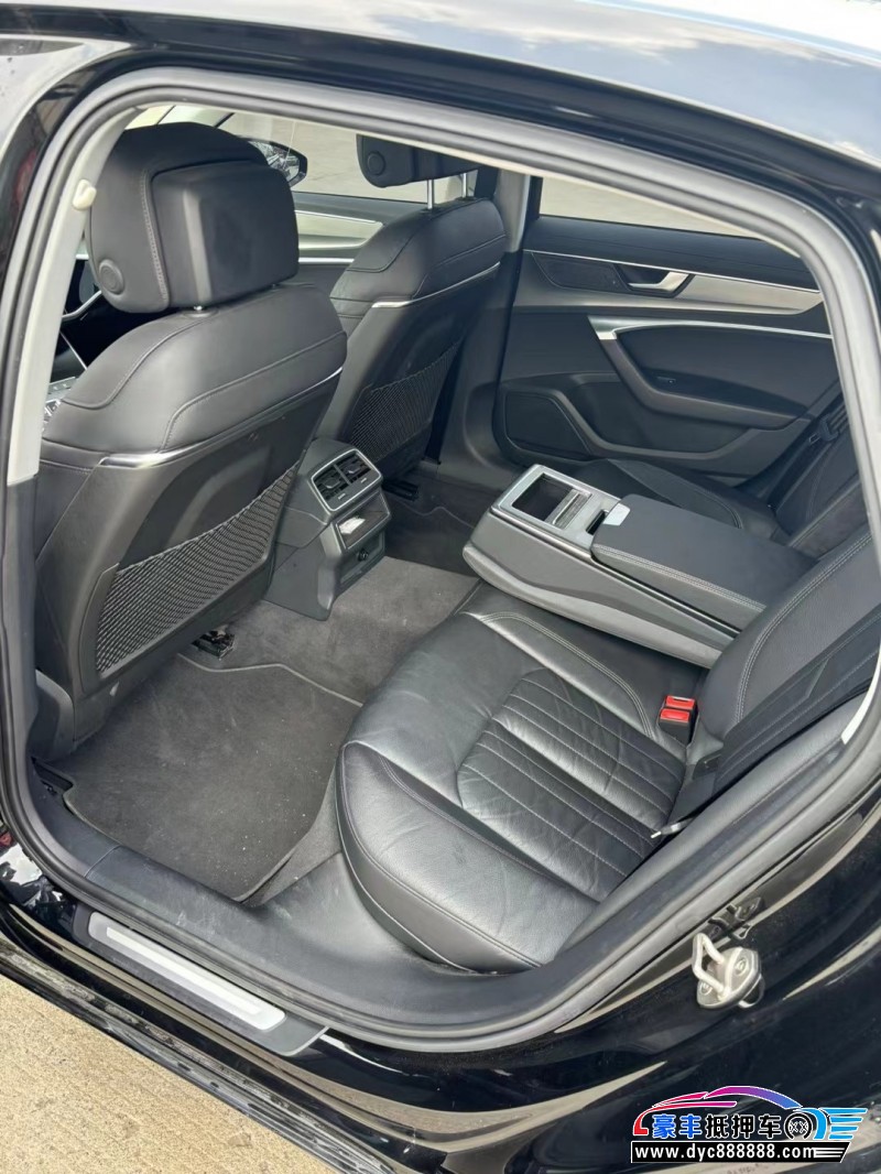 20年奥迪A6L轿车抵押车出售