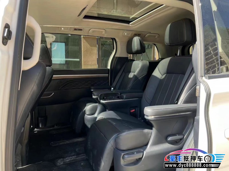 20年传祺M8轿车抵押车出售