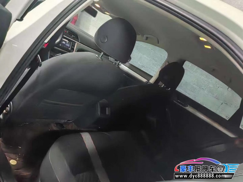 20年大众凌渡轿车抵押车出售