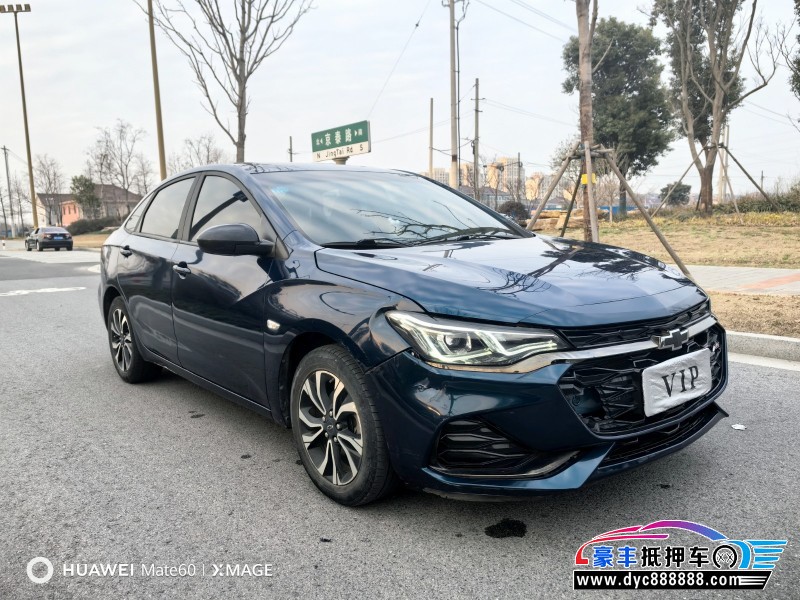 20年雪佛兰科鲁泽轿车抵押车出售