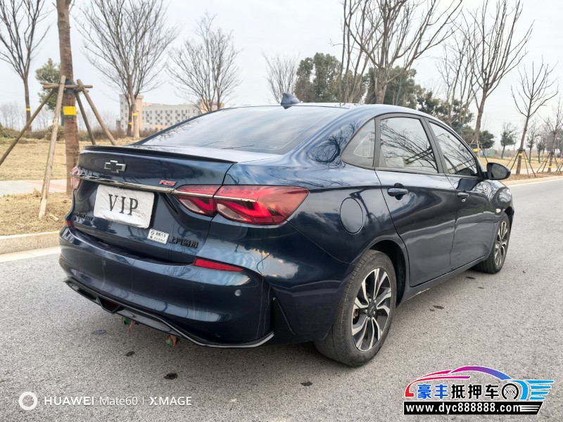 20年雪佛兰科鲁泽轿车抵押车出售