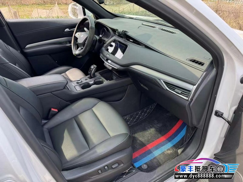 18年凯迪拉克XT4轿车抵押车出售