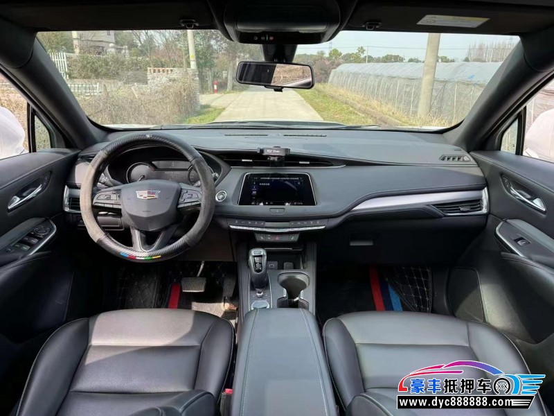 18年凯迪拉克XT4轿车抵押车出售