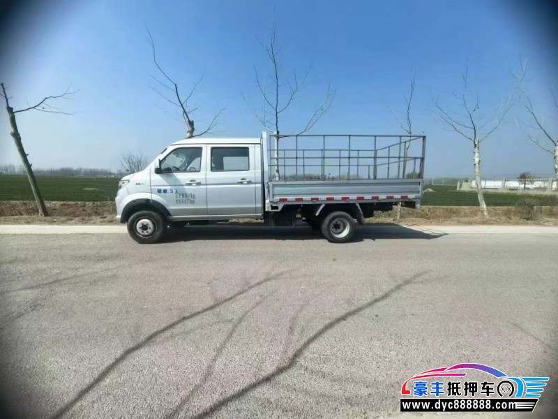 22年金杯T52轿车抵押车出售