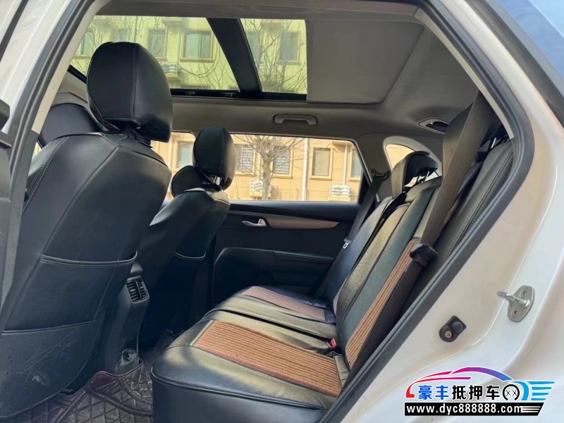 19年起亚智跑轿车抵押车出售