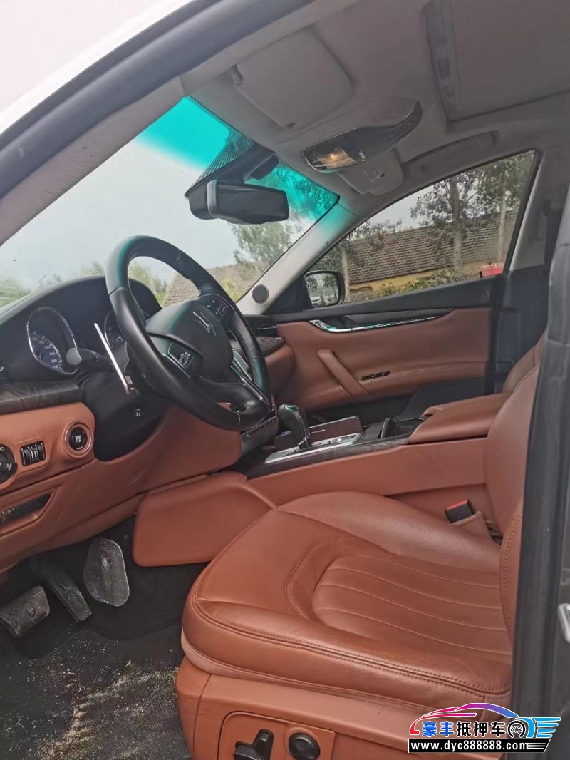 17年玛莎拉蒂总裁轿车抵押车出售